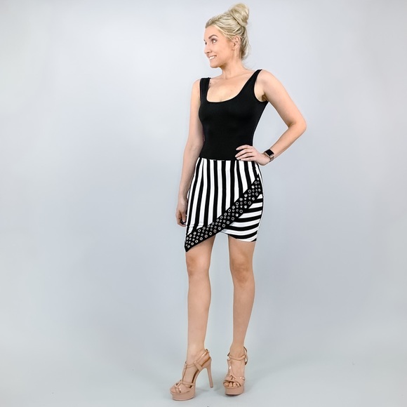 Stripe Asymmetrical Skirt - Picture 5 of 8